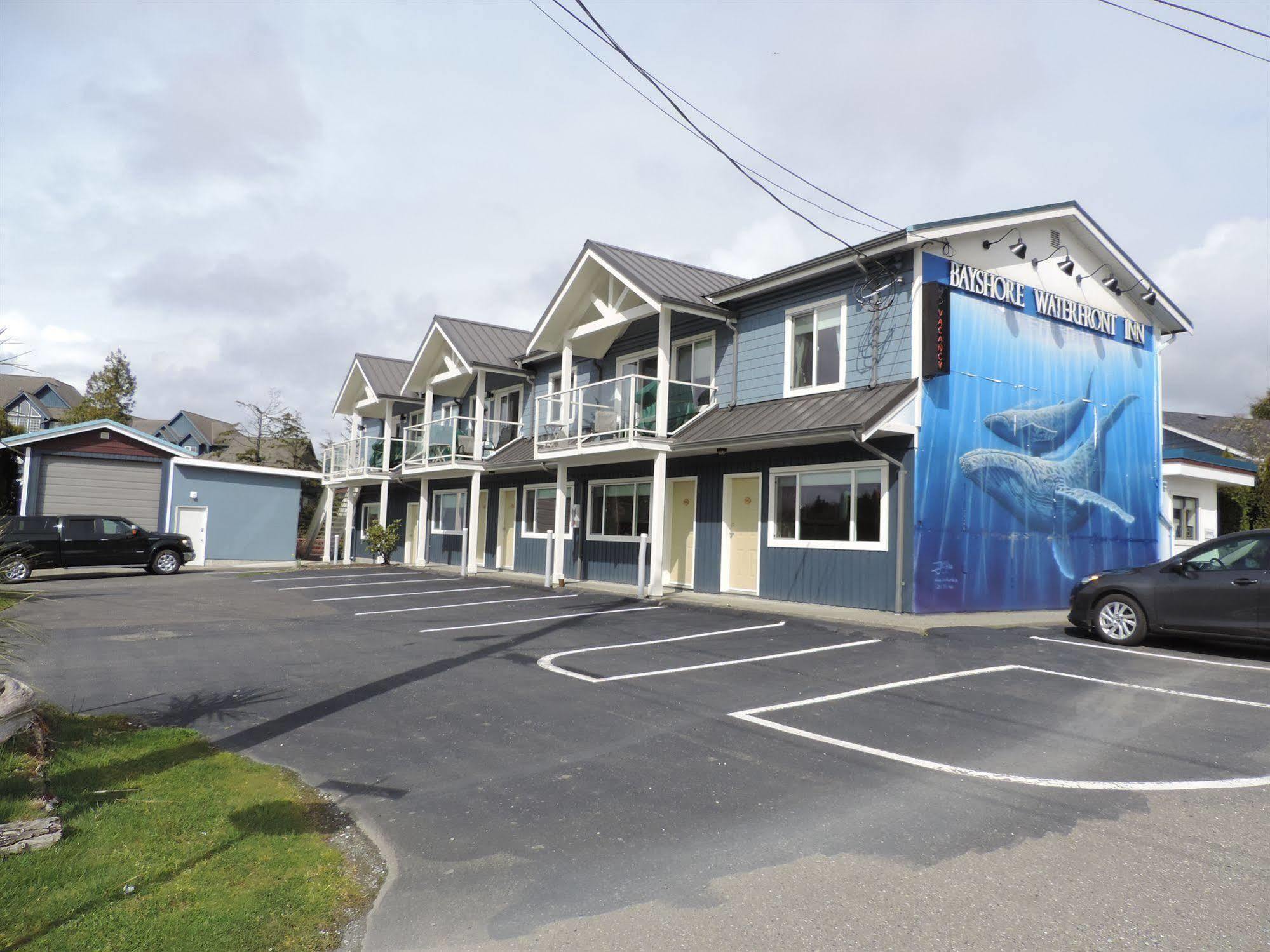 Bayshore Waterfront Inn Ucluelet Eksteriør billede